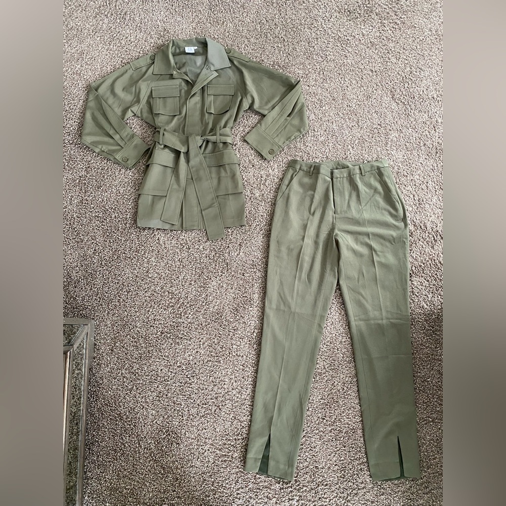 Sundar Bay x Charlotte Emily Sanders matching set